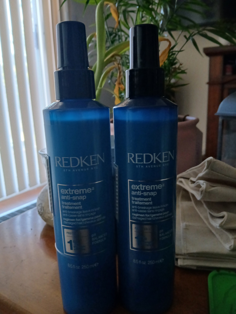 Redken Extreme Anti-Snap Treatment Spray - Blue